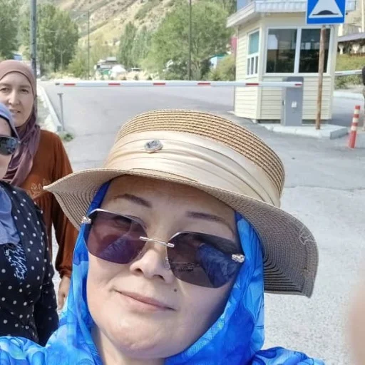 Саадат