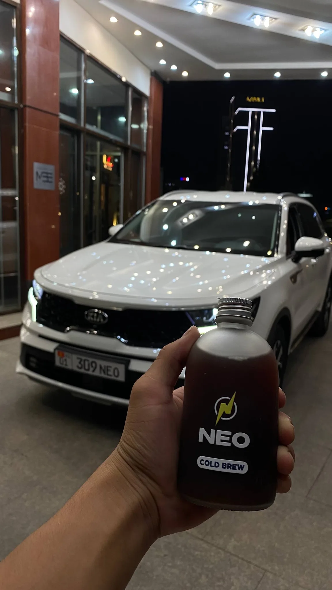 Правильная комбинация выглядит так:
1. Авто с номерами NEO
2. Натуральные напитки и еда NEO
3. Валютные счета в NEO Bank
4. Дом в жилых комплексах NEO
5. Отдых в курортах NEO
6. Учёба в школах и университетах NEO и т.д.

P.S. Кто на каком пункте уже?